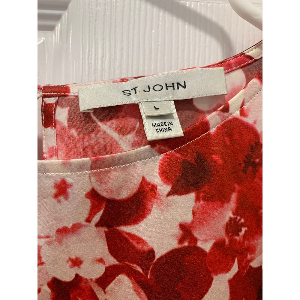 St Johns Silk Red Floral Sleeveless Blouse Size Large - Picture 5 of 5